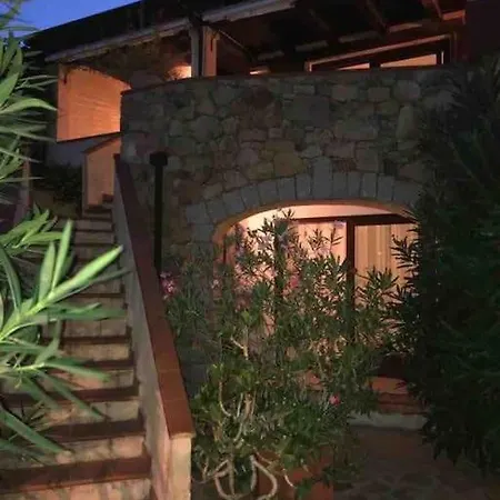 A 30 M Dal Mare Ferienhaus *